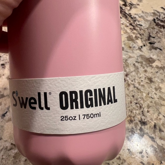 NWT 25oz S’well water bottle - Picture 3 of 3